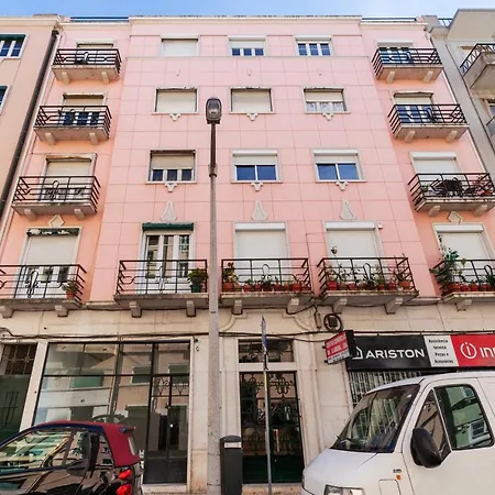 Spacious 7bed In Arroios * Lisbona